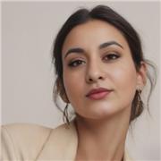 English teacher who teaches english to students of different levels